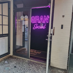 neon skilt 500 04.png__PID:9ce5c0f9-5d5a-458e-8726-f9db1eec891d